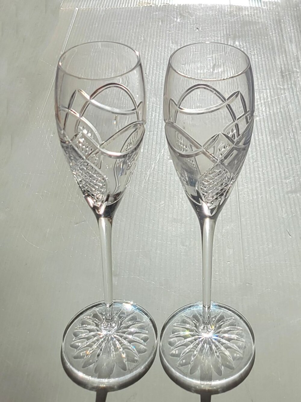 Set 2x Waterford Crystal Celtic Knot Celebration Champagne Flutes Sandals Resort